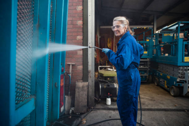 Garage Pressure Washing in Clarendon Hills, IL