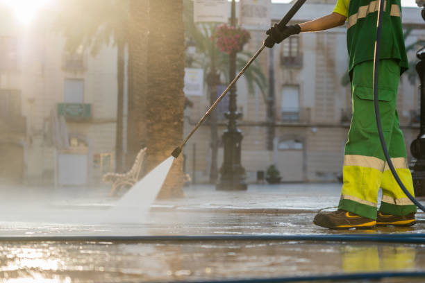 Why Choose Our Certified Pressure Washing Experts for Your Project Needs in Clarendon Hills, IL?